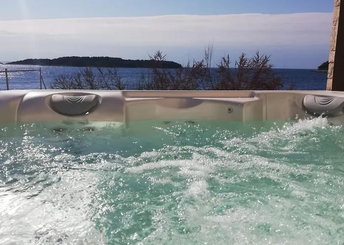 Vakantiehuis Seaside House Cove Tri Luke, Korcula - 22092 Vela Luka